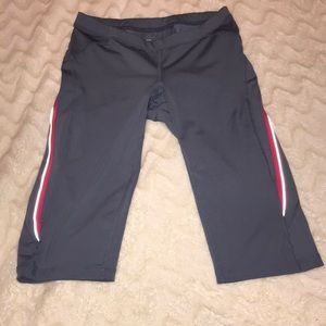 Old navy medium capris